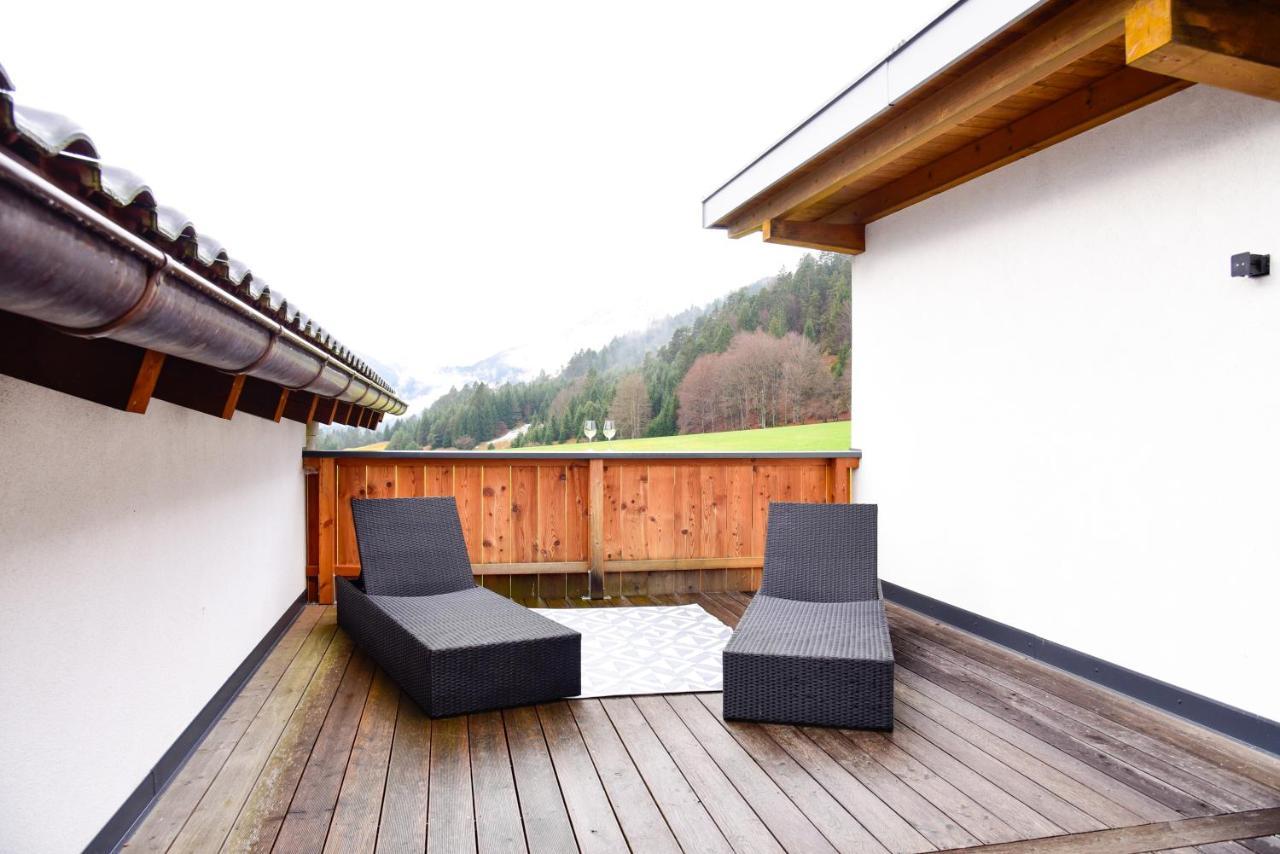 Ferienhaus Oberhof Weissenbach am Lech Exteriör bild